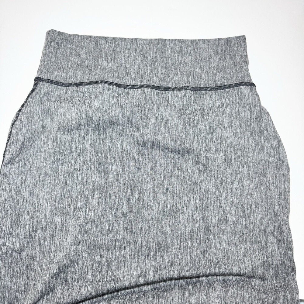 Elegant Gray Women's Sleepwear - Picture 4 of 7